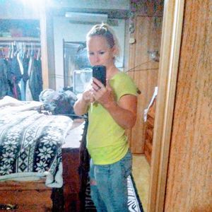 Meet your Posher, Tia